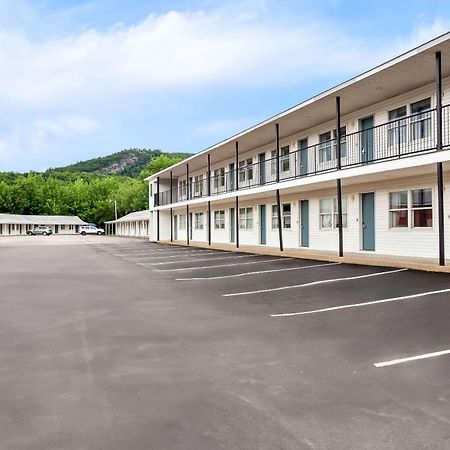 Quality Inn & Suites ゴーラム エクステリア 写真