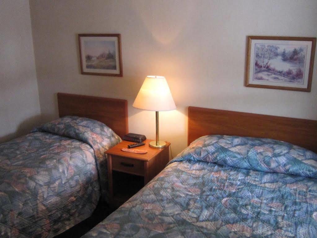 Quality Inn & Suites ゴーラム エクステリア 写真